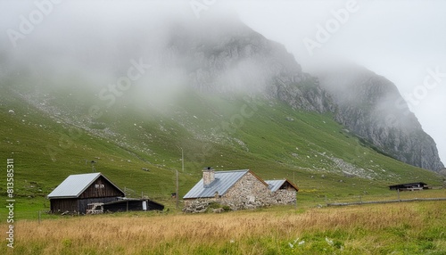 mountain village in the mountains, house in the fog, small house in the mountains, Casa aislada en la montaña con niebla, granja del norte de Europa en el campo