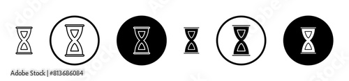 Hourglass line icon set. old sandglass wait timer line icon. countdown sand clock sign suitable for apps and websites UI designs.