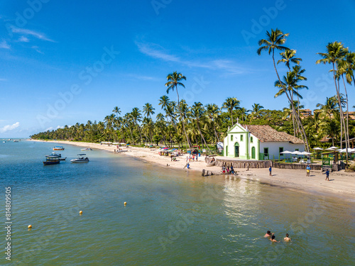 Capela de São Benedito, Igrejinha de Carneiros, Praia dos Carneiros, Tamandaré, Pernambuco, Brasil. A Beleza desse lugar surpreende a todos que visitam. 