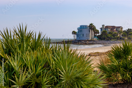 Stately homes sit along the shoreline of the Alantic Ocean near Charleston, South Carolina, USA