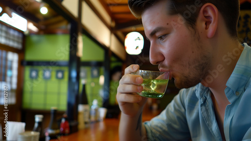 日本酒 お猪口と徳利