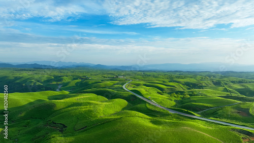 壮大な大地の風景 ドローン空撮