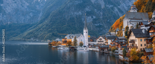 Panoramic view of scenic Hallstatt town and Hallstattersee in Austria