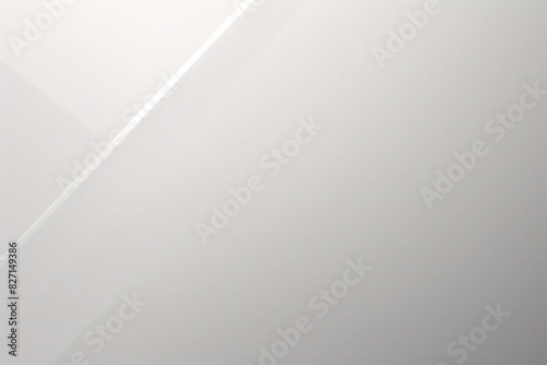 Abstrakter Hintergrund für Tapete, Muster und Etikett auf der Website. Helle silberne Metallstruktur oder glänzender metallischer Farbverlauf. Leerer weißer und grauer Hintergrund.