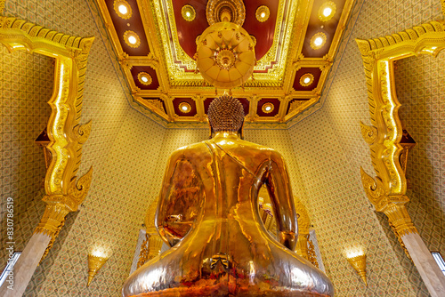 Golden Buddha statue in the temple of the Wat Traimit Wittayaram Worawihan