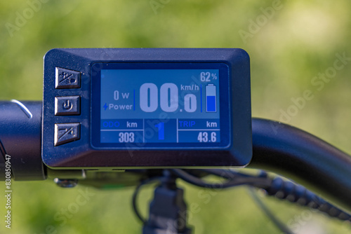 Speed ​​counter, odometer on the handlebar of an electric bike