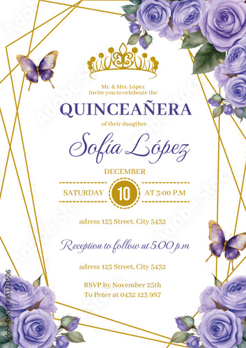 Invitacion de quinceañera morada y dorada con flores y mariposas