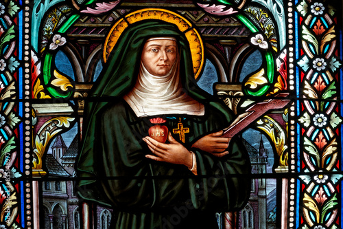 A stained glass of St. Jane Frances de Chantal, founder of the Visitation Order. Vitrail de Sainte Jeanne de Chantal,fondateur de la Visitation.