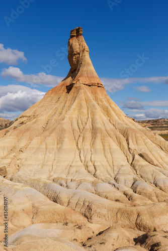 Vue de Castildetierra, la cheminée de fée emblématique du désert des Bardenas Reales en Espagne