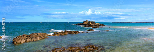 Saint-Malo (France): Fort National at high tide