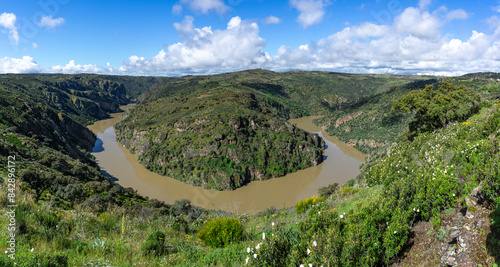 Meander of the duero river in the natural park of arribes del duero, Pinilla de Fermoselle, Zamora, Spain.
