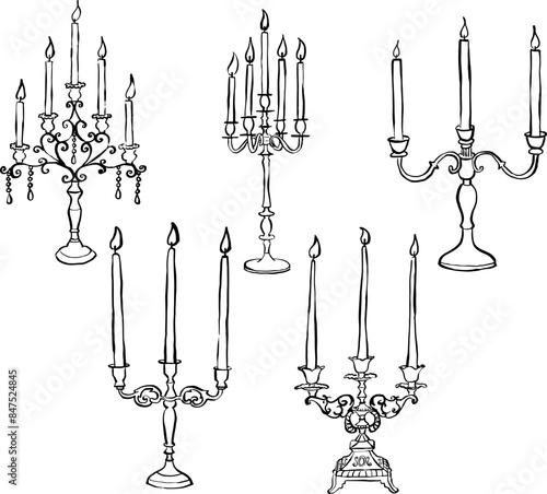 Ilustración de velas dibujadas a mano. Juego de porta velas decorativo. Boceto de candelabro vintage. Clip art de velas