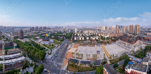Expansive Cityscape with Clear Sky