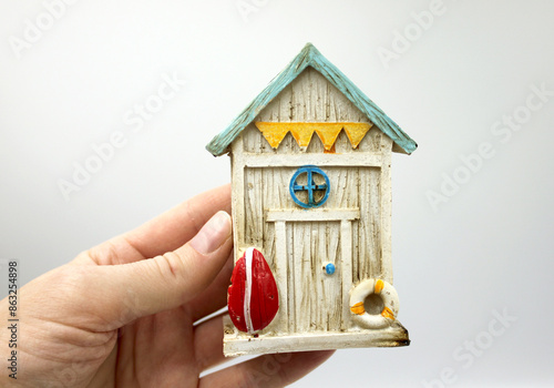 Miniature Beach Cabin Shack for Zen Garden