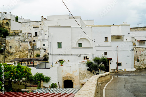 Il centro storico e la gravina di Massafra, Taranto, Puglia. Italia