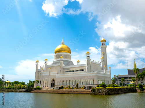 Beautiful scene of floating masjid architecture of Omar Ali Saifuddien Mosque, named after the 28th Sultan, landmark iconic in Bandar Seri Begawan, the capital city of Brunei Darussalam.