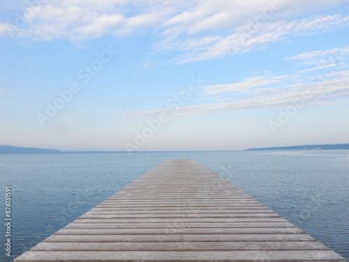 日本新潟県佐渡市佐和田海水浴場にあるあめやの桟橋と青い海と青空 Ameyano Pier, Sado, Niigata