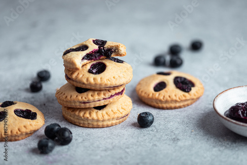 biscuits sablés fourrés myrtille fait maison