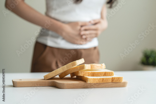 person avoid to eating white bread for her health.