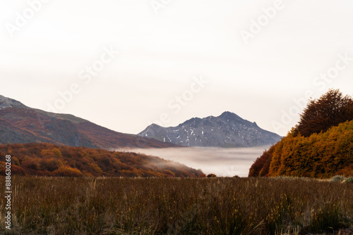 Outono no Ushuaia, na trilha da Laguna Esmeralda