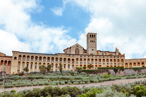 The Monastery of the Sacro Convento in Assisi is the main monastery of the Franciscan order. Together with the Church of San Francesco, it is included in the UNESCO World Heritage List.