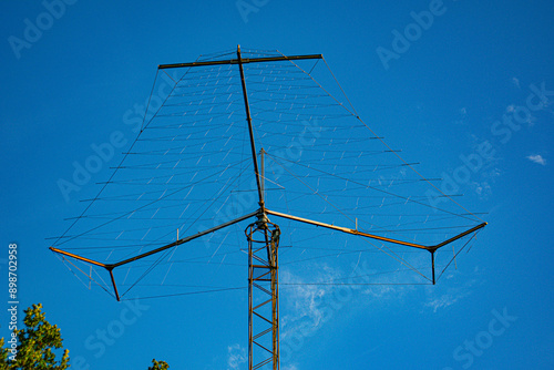  Antena adiotelegraficzna i radiotelefoniczna 2672 khz 