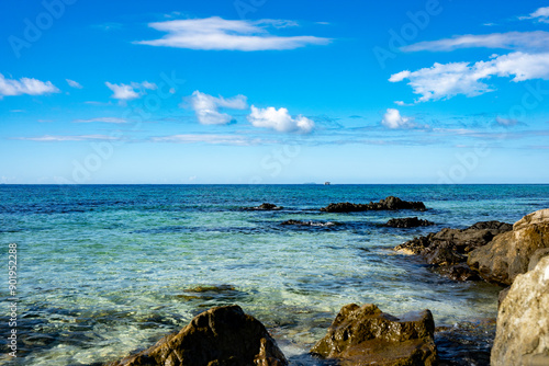 sea and rocks，Fiji holiday, with the blue skies and seawater of the South Pacific