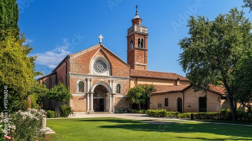 Church of Santa Maria e San Donato garden