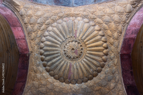 Sander jung (jang) Tomb in Delhi, India. The tomb is a sandstone and marble mausoleumI and itt was built in 1754 in the late Mughal Empire style for Nawab Safdarjung.