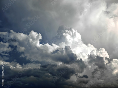 Clouds scene resembling 1600 paintings