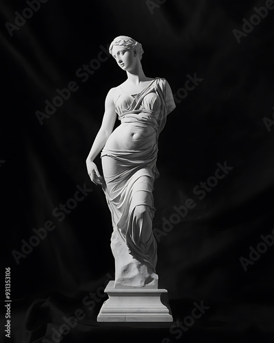 statue of the Venus de Milo goddess