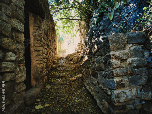 Le Luv - Village in Provence (France)