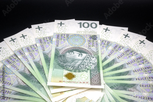 Polska waluta, banknoty sto złotych