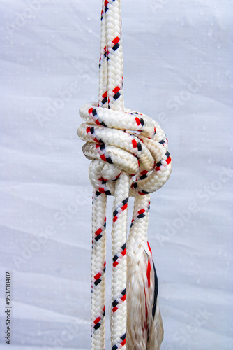 Types of rope tying. Hooks and ropes. Tying knots.