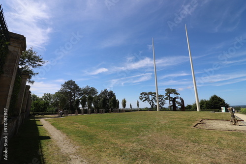 Le square Thomas Becket, parc public, emplacement de l'ancienne cathédrale, ville de Avranches, département de la Manche, France