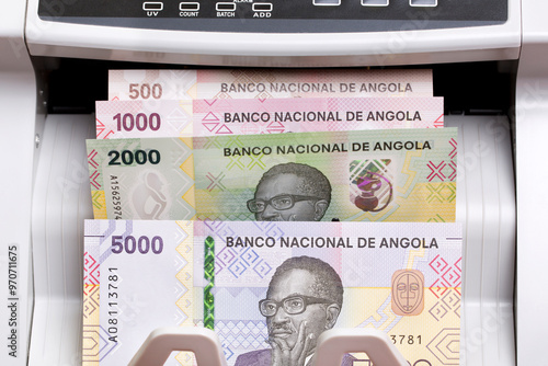 Angolan Kwanza in the counting machine