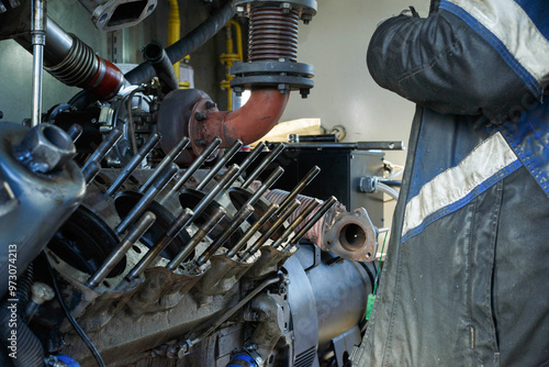 Repair of a diesel generator converted to gas.