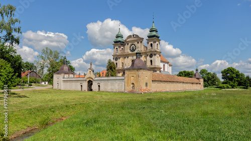 Wallfahrtskirche Mariä Himmelfahrt in Krosno, Polen