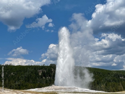 geyser in park national park