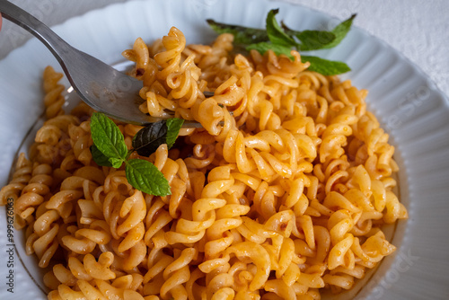 pasta with tomato sauce