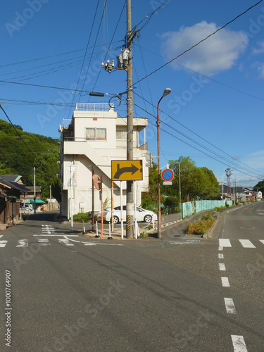 いなか町の道路の分岐