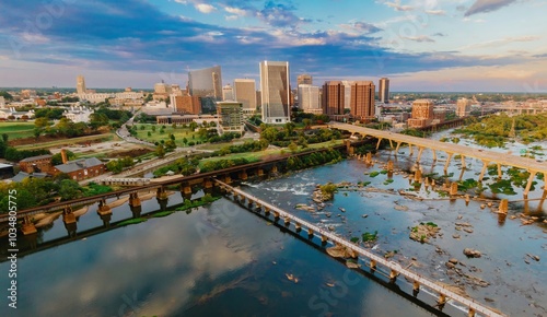 T. Tyler Potterfield Memorial Bridge crossing the James River. In the distance is the downtown city skyline. Richmond, Virginia, United States.