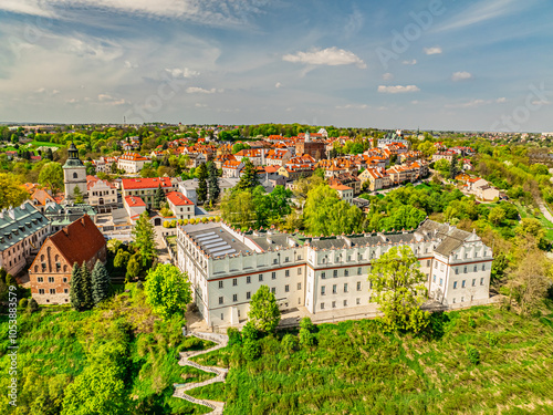 Architektura i panoramy Sandomierza, Polska, Świętokrzyskie, Sandomierz wiosną, Słoneczna pogoda