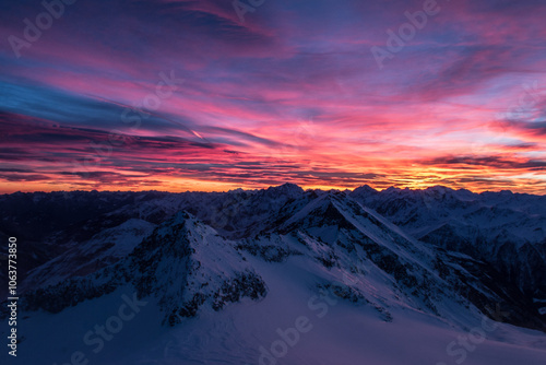 Abendrot über den Bergen