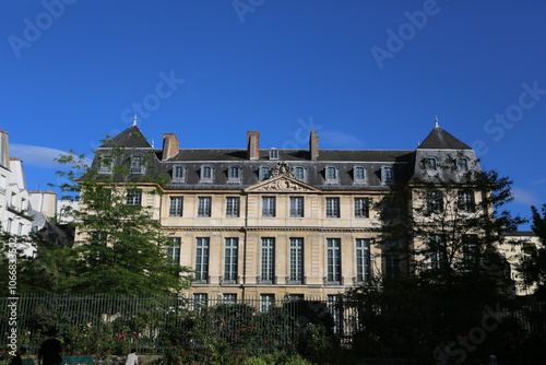 Façade arrière de l'Hôtel Salé à Paris dans le Marais