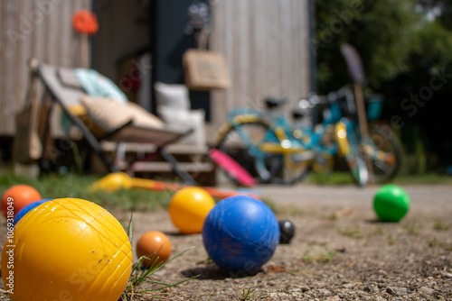 jeu de boule en plastique pour les enfants