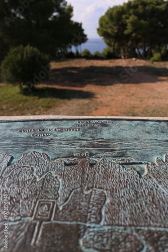 Table d'orientation au panorama du Mont Saint-Clair à Sètes