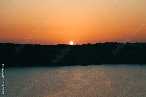 Fotografías de los paisajes de las islas baleares, Menorca e Ibiza. Calas, playas, pueblos...