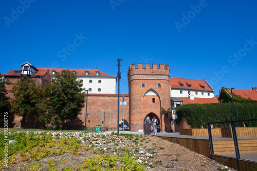 Gotycka brama w Toruniu, Polska. Gothic gate in Torun, Poland 