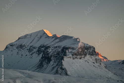 Piz Segnas bei Flims/Laax im ersten Morgenlicht